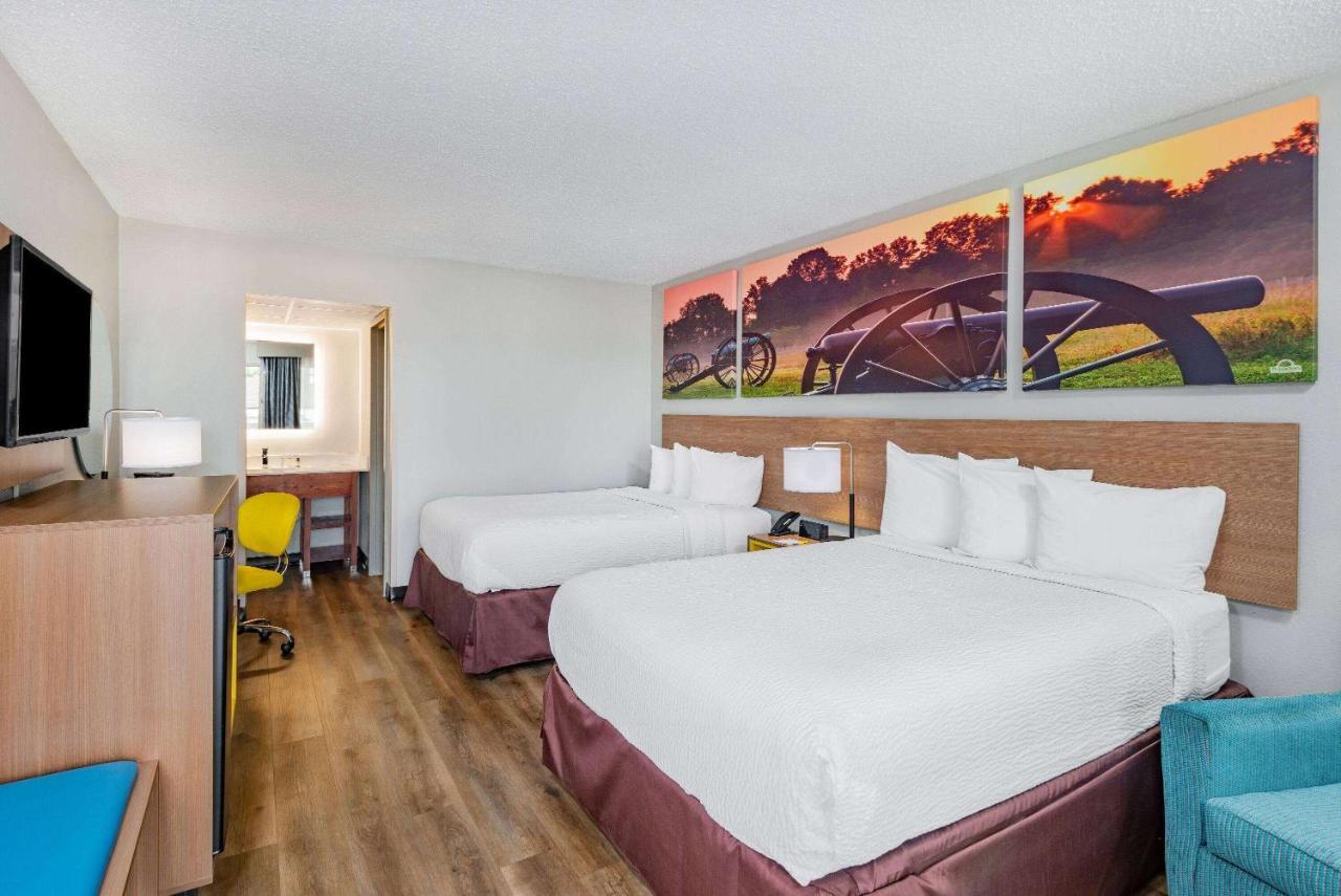 Days Inn By Wyndham Charlottesville/University Area Kültér fotó
